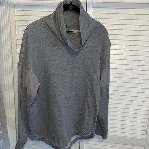 GYMSHARK Pullover Sweater